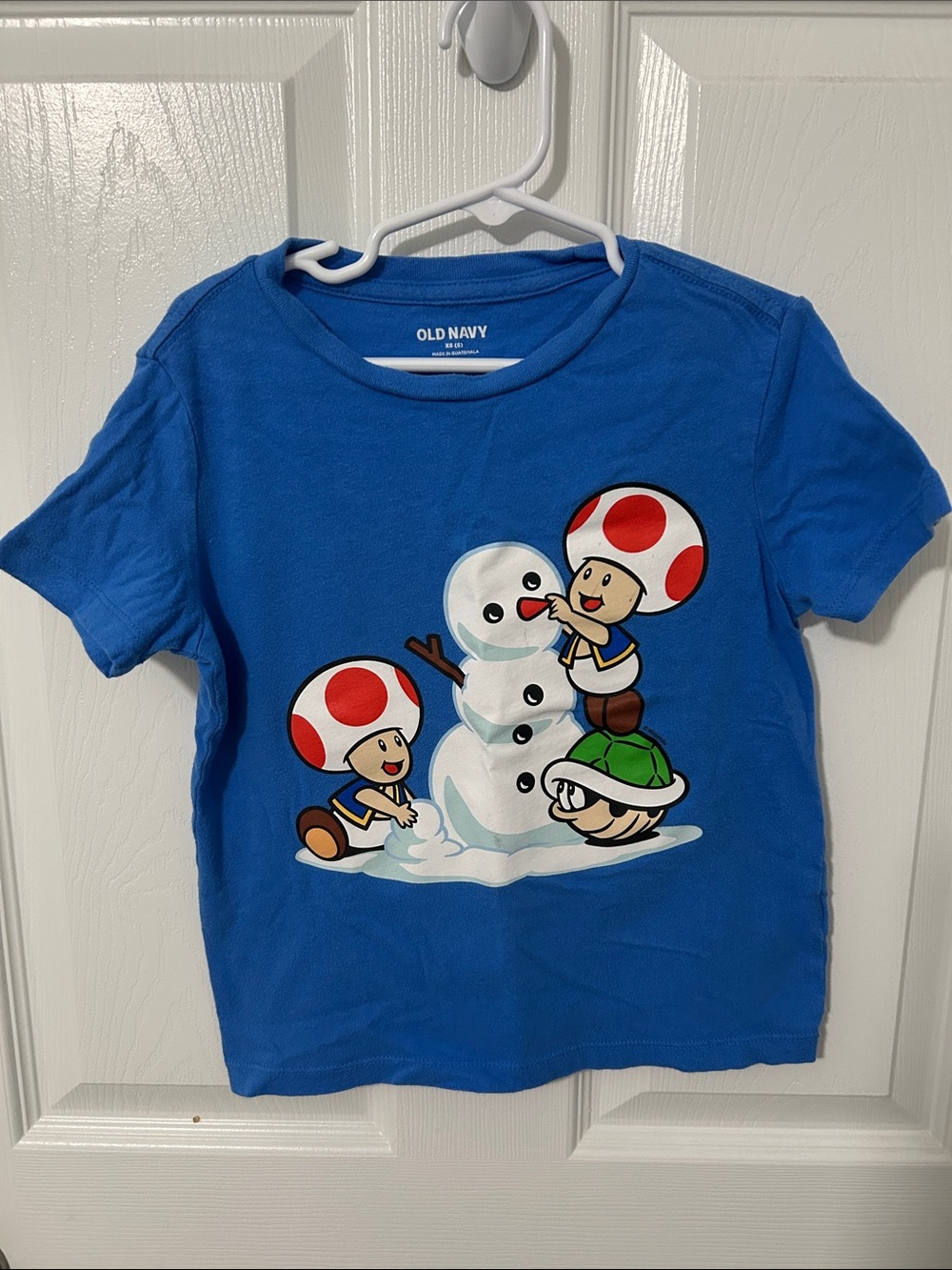 Old Navy Blue Super Mario Toads Snowman Graphic Tee